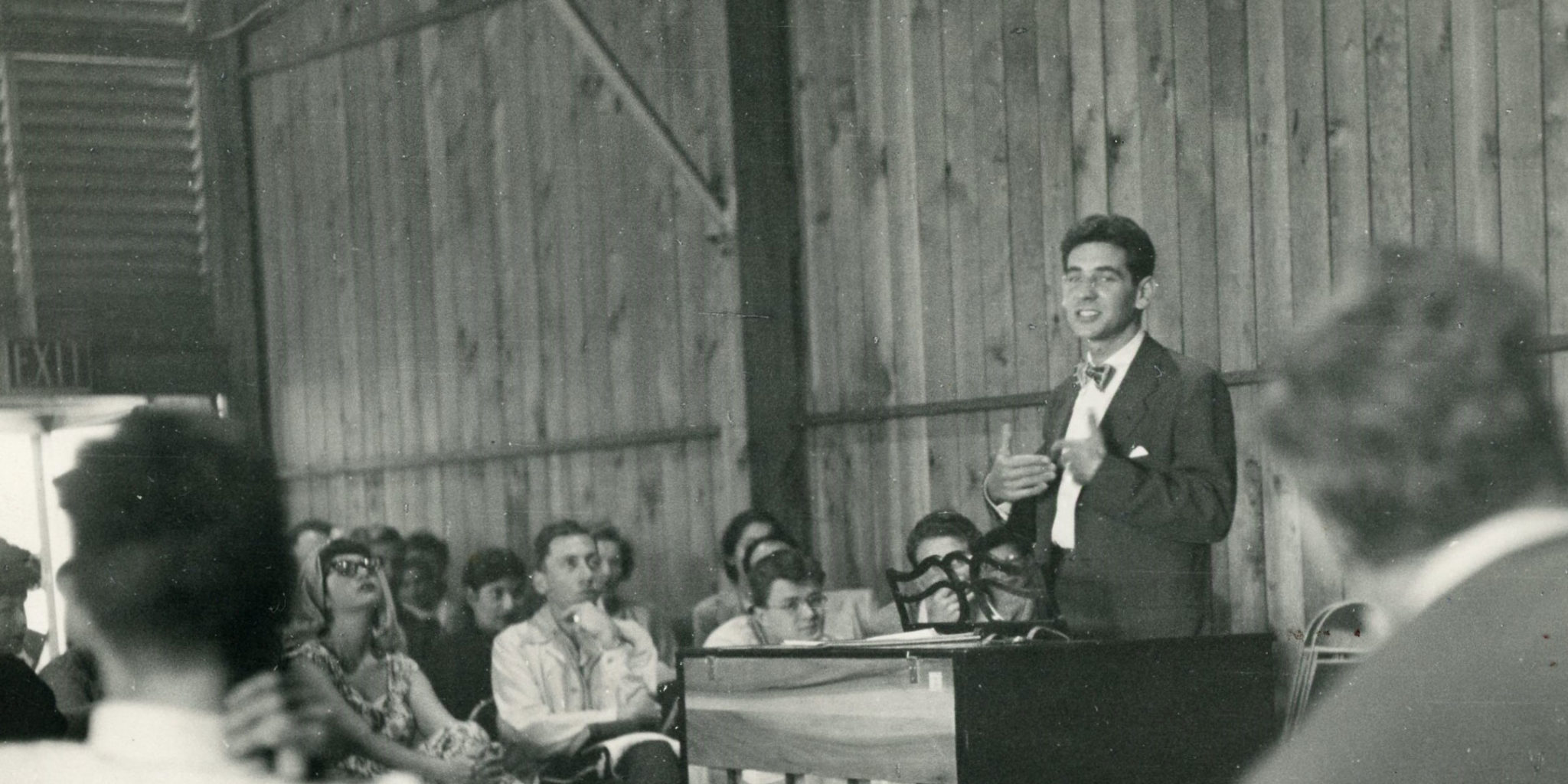 Leonard Bernstein teaching at Tanglewood. (Copyright: Ruth Orkin Photo Archive. Used by permission, courtesy of Mary Engel. All rights reserved.)