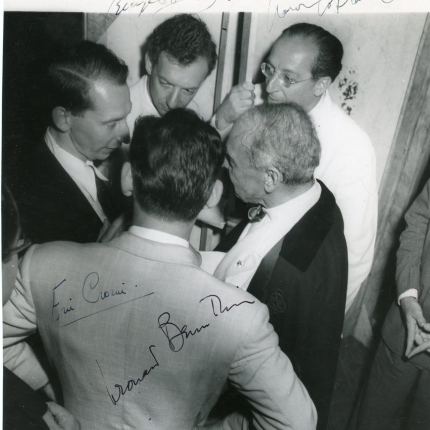 Leonard Bernstein with Britten, Copland, Koussevitzky, Corsini (Copyright: Ruth Orkin Photo Archive. Used by permission, courtesy of Mary Engel. All rights reserved.)